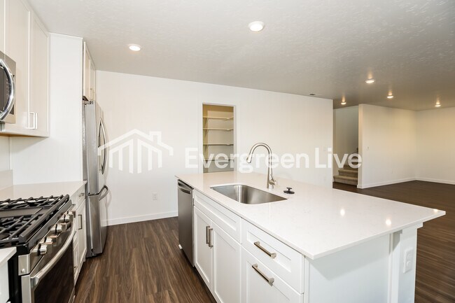 Foto del edificio - 896 Knowledge St