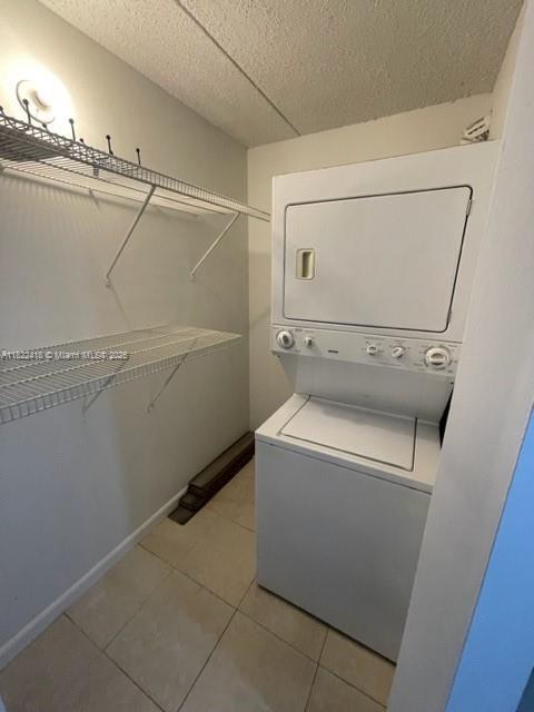 Foto del edificio - 6135 NW 186th St