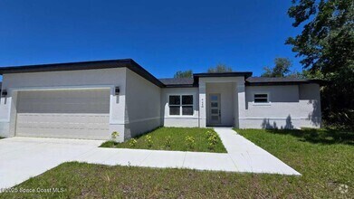 Building Photo - 2966 Pomello Ave SW