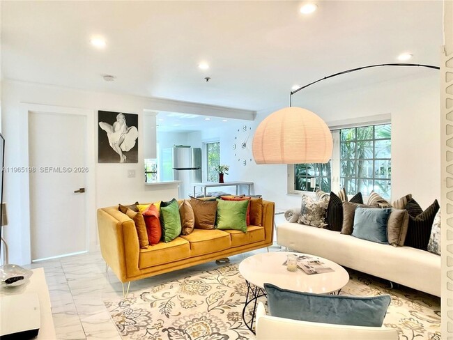 Building Photo - 600 Euclid Ave