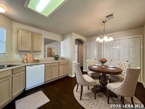 Building Photo - 67 Lockspring