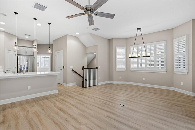 Foto del edificio - 3167 Moorings Dr S