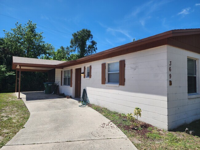 Foto del edificio - 369 Diamond St