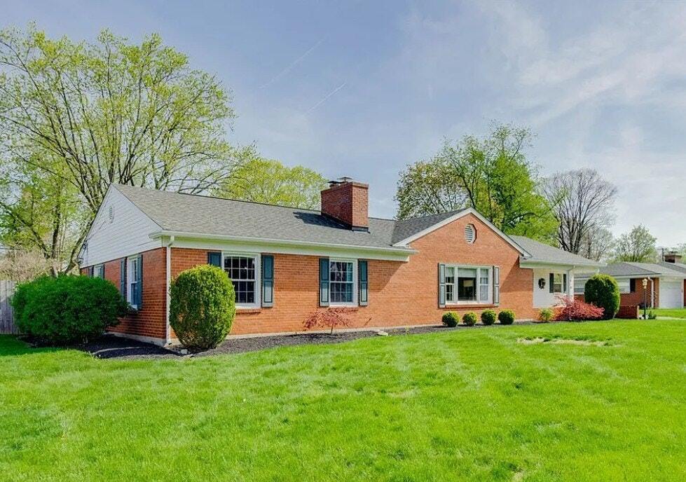 Foto principal - 225 Enfield Rd