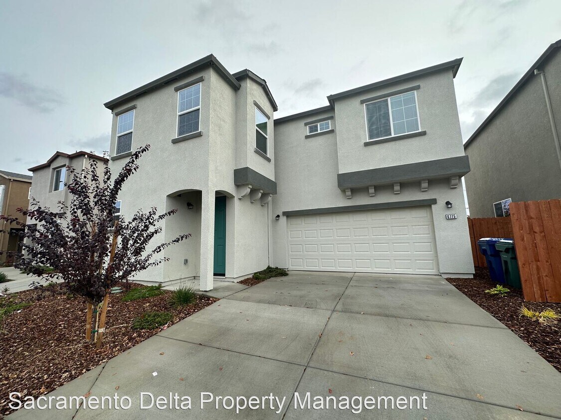 6775 Jujube Ln, Sacramento, CA 95828 House Rental in Sacramento, CA