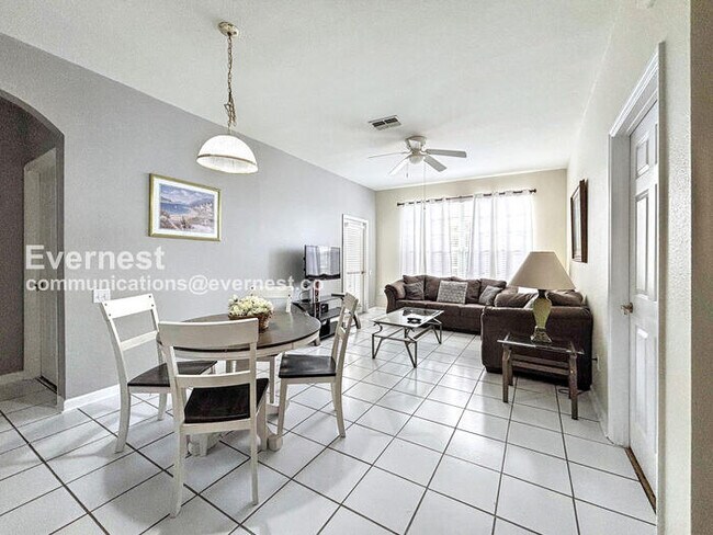 Foto del edificio - Modern 2-Bed Condo with Balcony / Furnished or Unfurnished / Pet Friendly / Available Now!