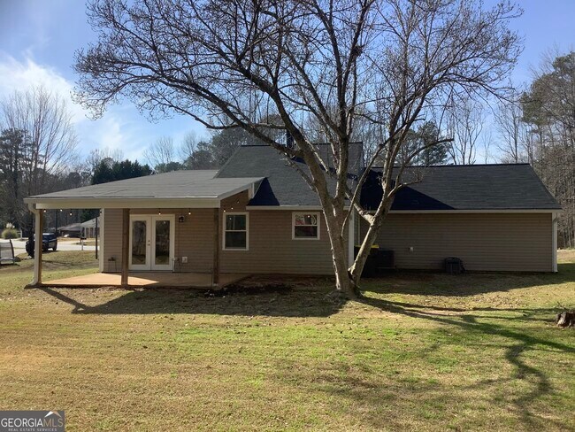 Building Photo - 6 Silverwood Dr