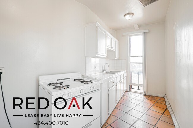 Foto del edificio - 835 S Oxford Ave