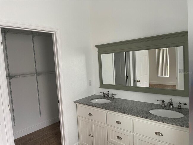 Foto del edificio - 2942 Conner Ln