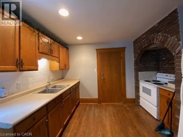 Photo du bâtiment - 22 Wellington St N