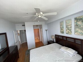 Building Photo - 1801 N Flagler Dr
