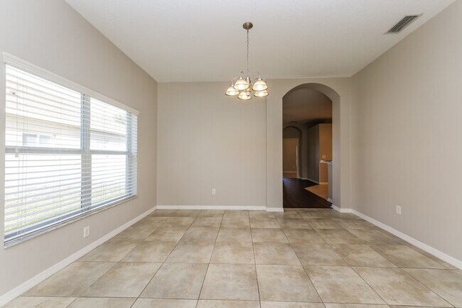 Building Photo - 1510 Mira Lago Cir