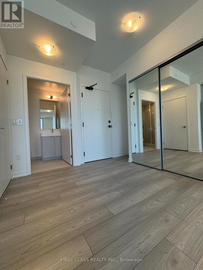 Building Photo - 474-1474 Caldari Rd
