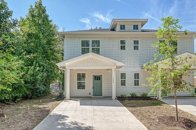 Photo - 729 Wabash Ave House