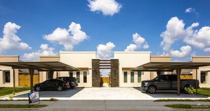 Building Photo - 1417 Coyote Hls