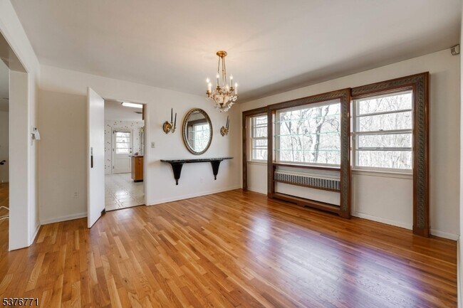 Foto del edificio - 17 Oxford Dr