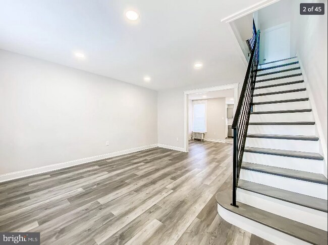 Foto del edificio - 6481 Ross St