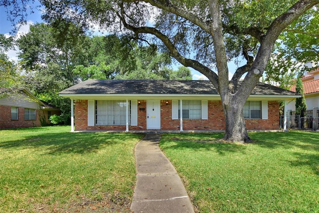 Primary Photo - 5106 Beechnut St