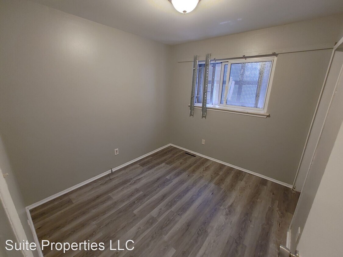 Building Photo - 3 br, 1 bath House - 19251 Dean