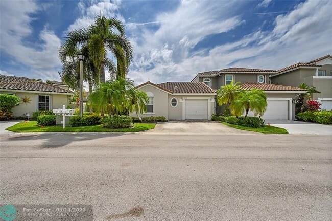Building Photo - 5642 NW 118th Dr