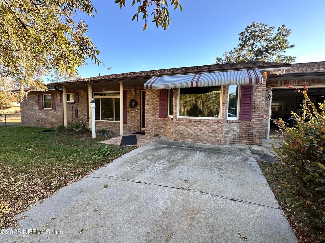 Foto principal - 746 SE 52nd St