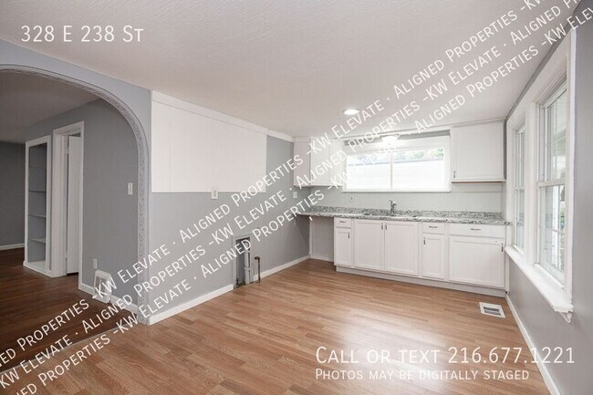 Foto del edificio - 328 E 238th St