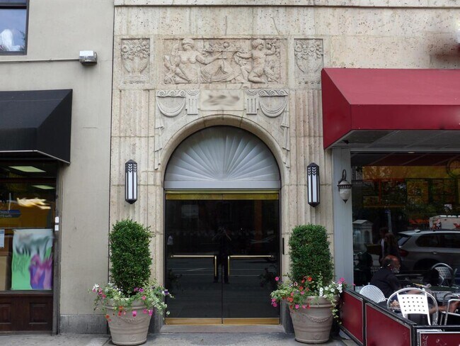 Foto del edificio - 166 Second Avenue