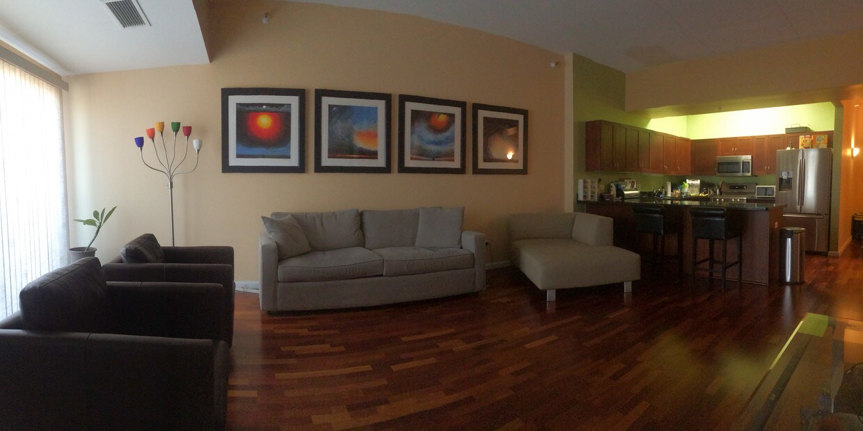 Living room pano - 4848 N Sheridan Rd
