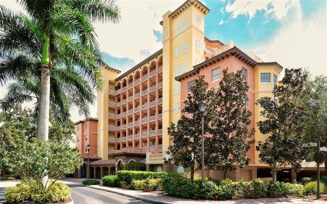 Building Photo - 1921 Monte Carlo Dr