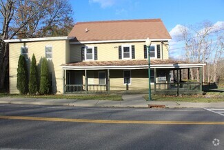 Building Photo - 526 Mountain Ave