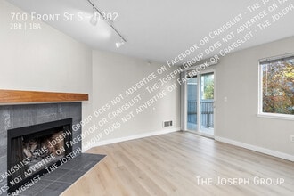 Building Photo - 700 Front St S