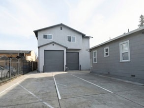 Building Photo - 2456 88th Ave