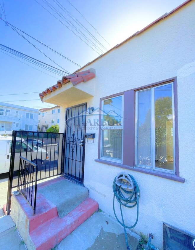 Primary Photo - 562-568 W 23rd St