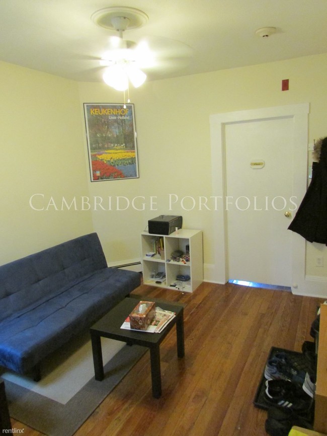 Building Photo - 2 br, 1 bath  - 15 Lambert St # 2