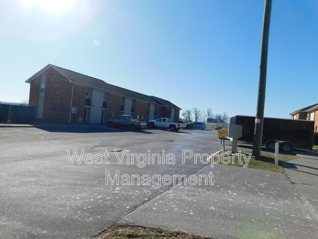 Foto del edificio - 3648 Davis Stuart Rd