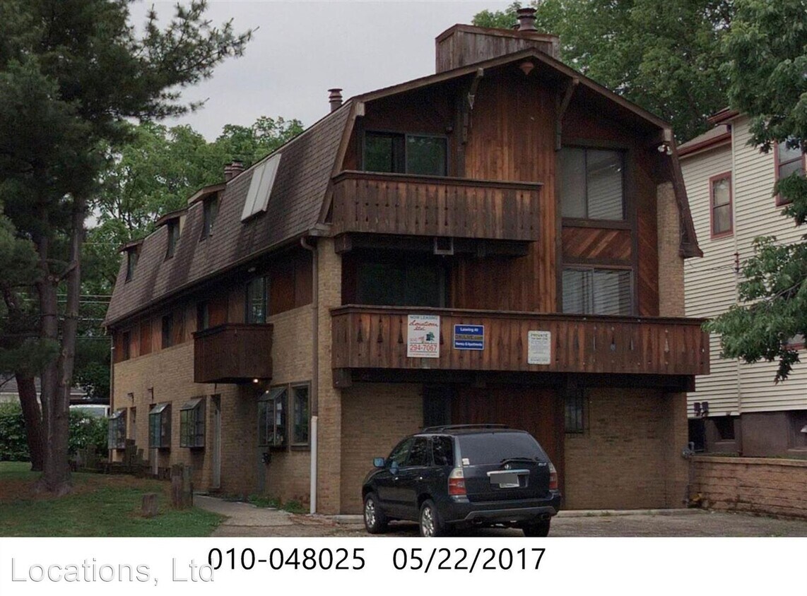 Primary Photo - 4 br, 2 bath Apartment - 64 W Northwood 64...