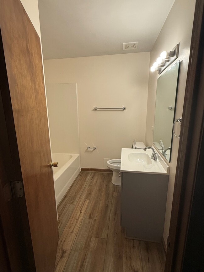 Foto del edificio - 1282 Jaclyn Ln