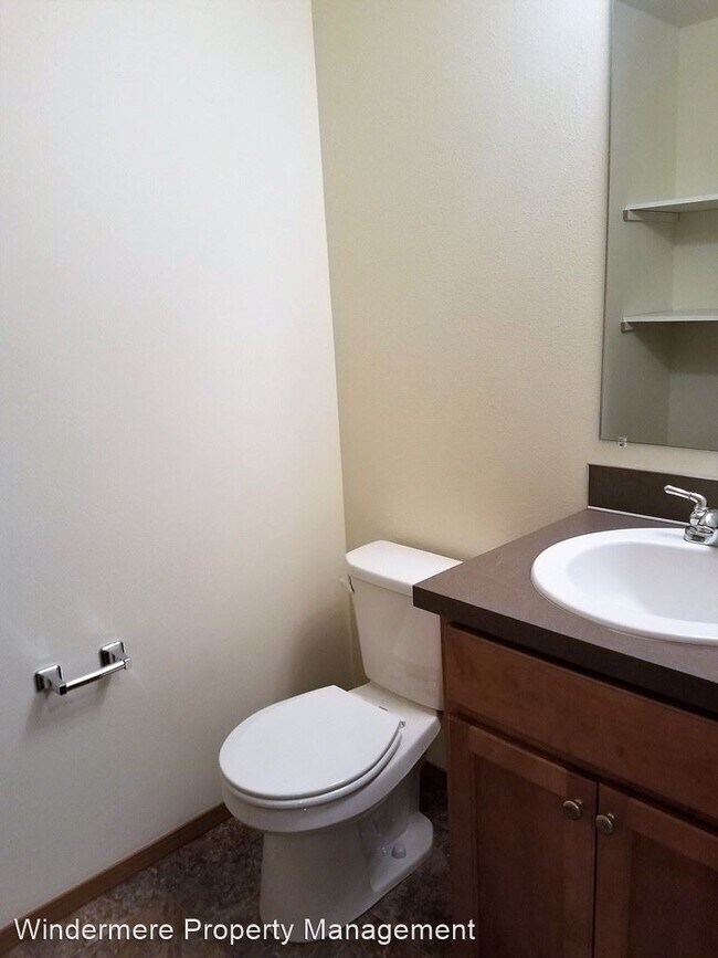 Building Photo - 5993 Caymans Pl NE