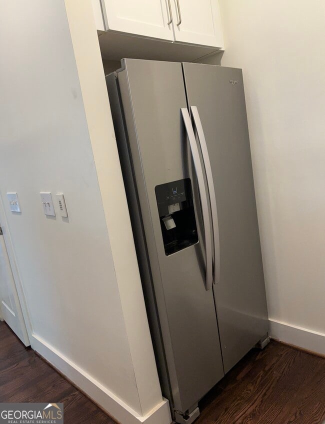 Building Photo - 221 Semel Cir NW