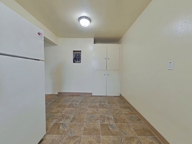 Foto del edificio - 2 Bedroom Apartment ~ Close to 9th Street ...