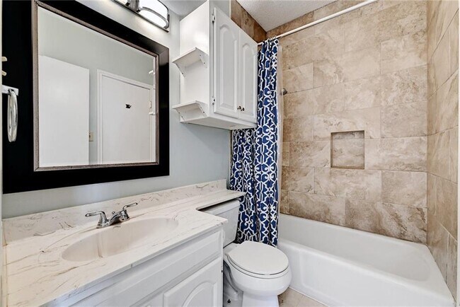 Foto del edificio - 203 E 31st St