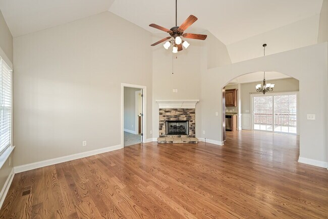 Foto del edificio - 1067 Windtree Trace