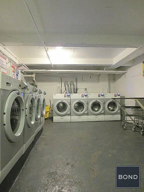 Foto del edificio - 151 W 16th St