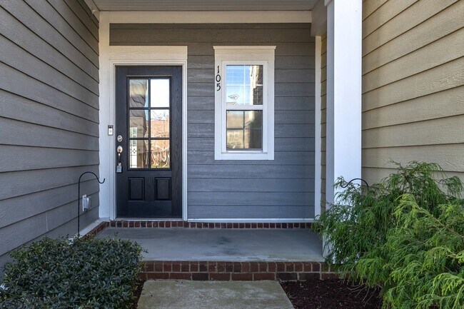 Foto del edificio - 105 Dursley Ln