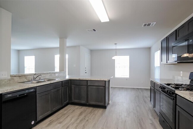 Foto del edificio - 4835 Giant Sequoia Way