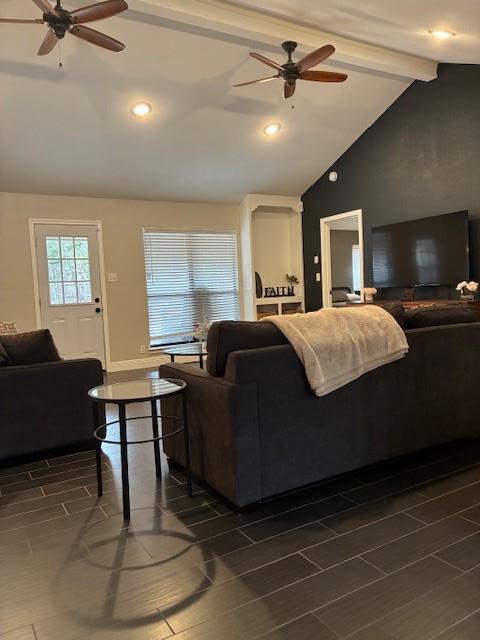 Foto del edificio - 4308 Miramar Dr