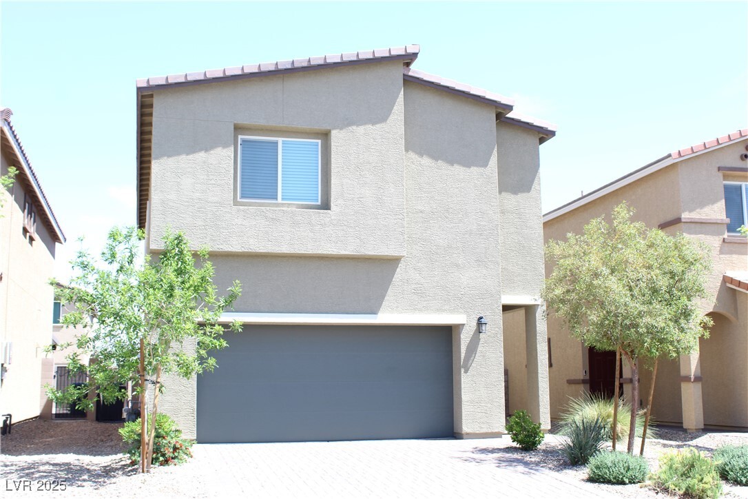 Foto principal - 7712 Markarian St
