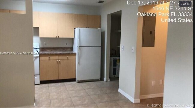 Foto del edificio - 1546 NE 32nd St