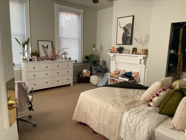 Foto del edificio - 2322 Stratford Ave