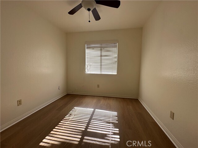 Building Photo - 4631 Oceanside Dr